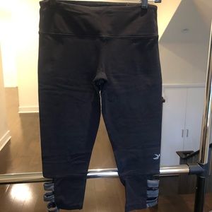 Glyder Black leggings with Grey cutouts